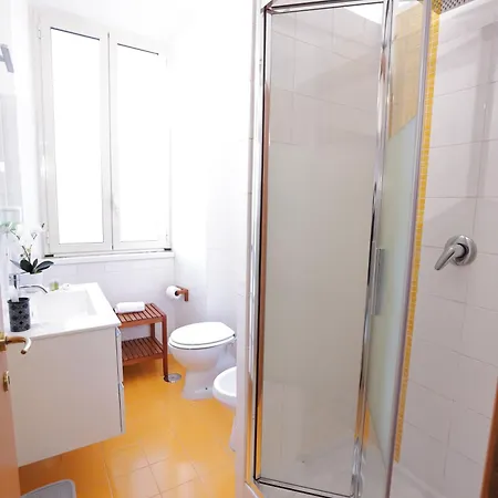 Apartament The Holy