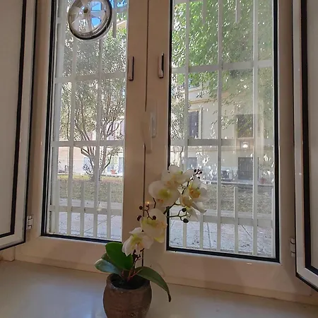 The Holy Appartement